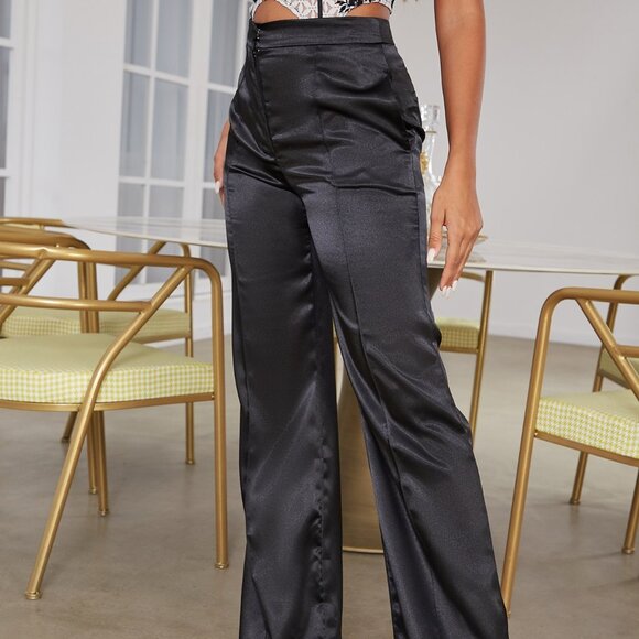 Black Elegant Women's Satin Flare Pants with Pockets - Picture 3 of 6